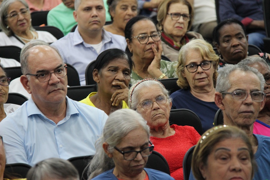 Segundo dados do Disque 100, 77% dos crimes contra idosos são relacionados à negligência e ao abandono