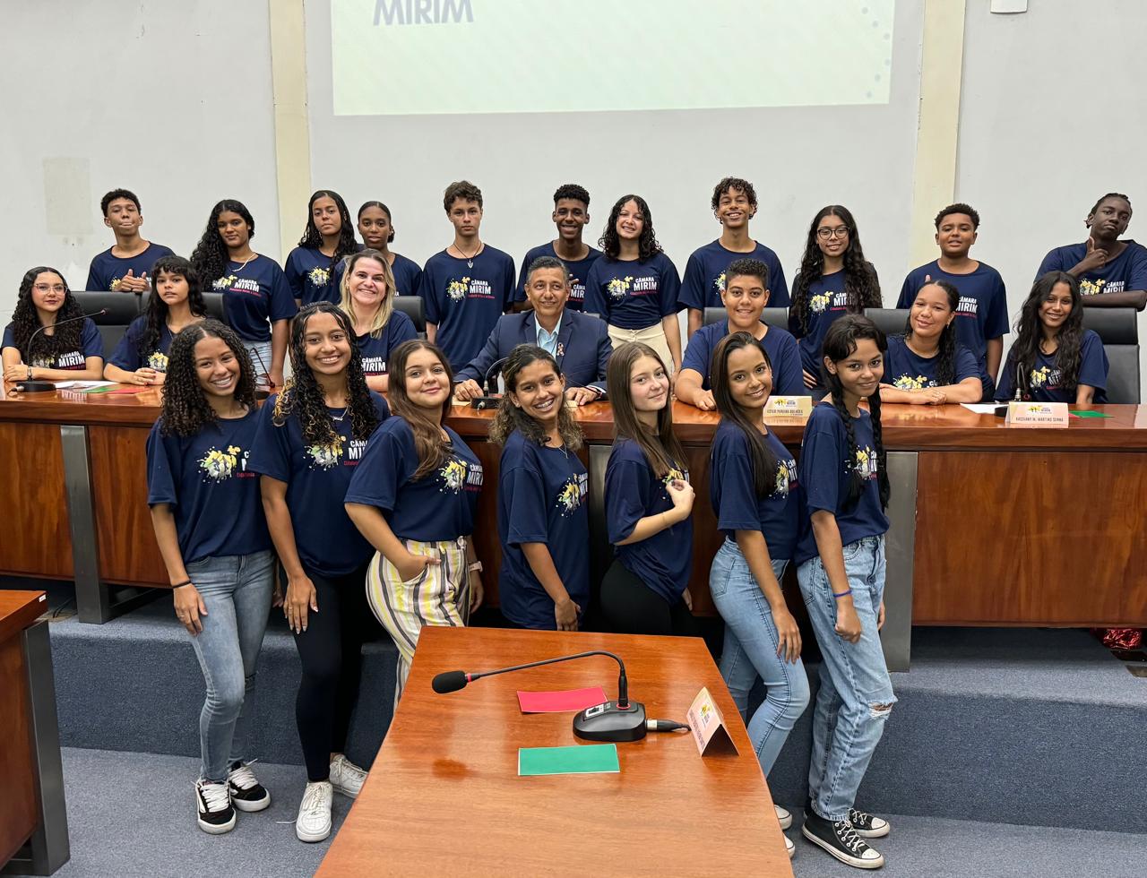 Câmara Mirim encerra atividades com propostas aprovadas sobre inclusão e educação