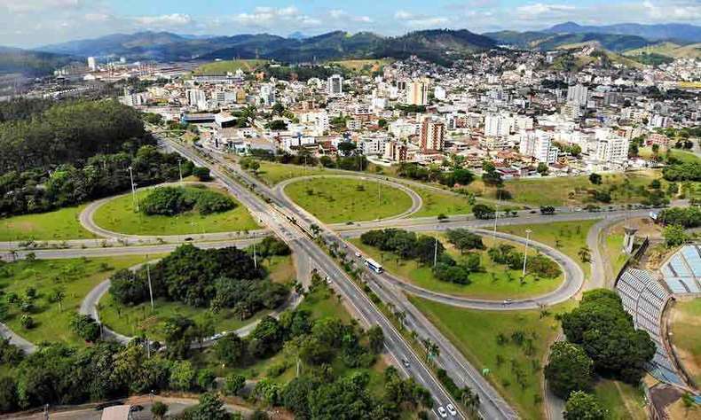 Câmara Municipal de Ipatinga aprova contas do Executivo de 2021